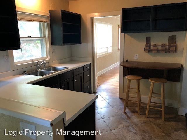 1541 Princeton Ave S - Photo 3 of 23