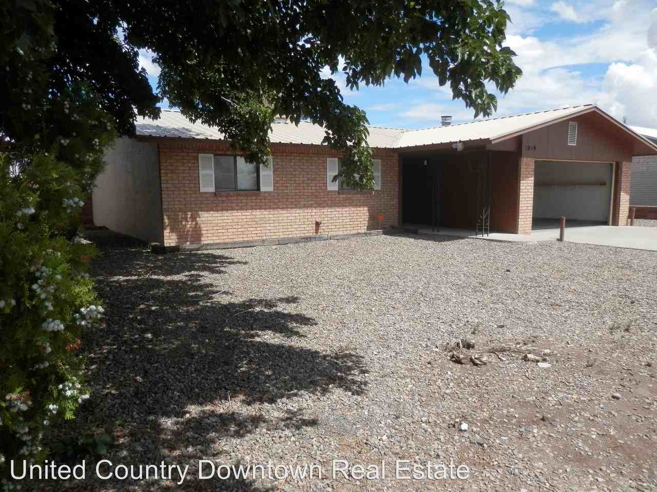 1019 S Mallery St - Photo 2 of 26