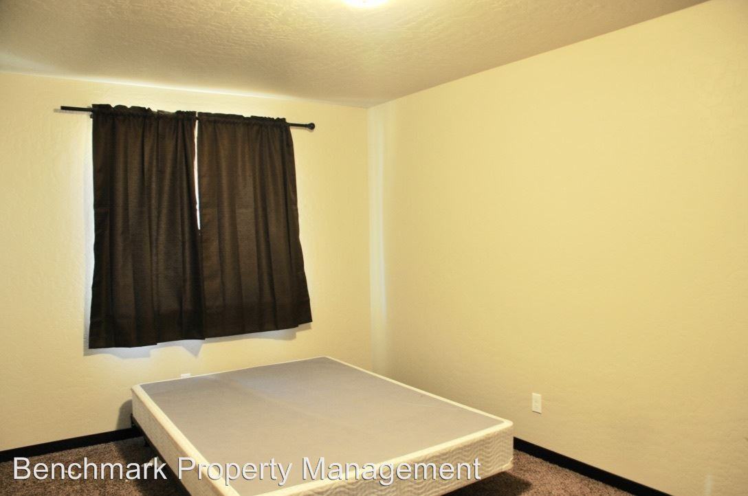 32550 N 5th Ave - Photo 3 of 18