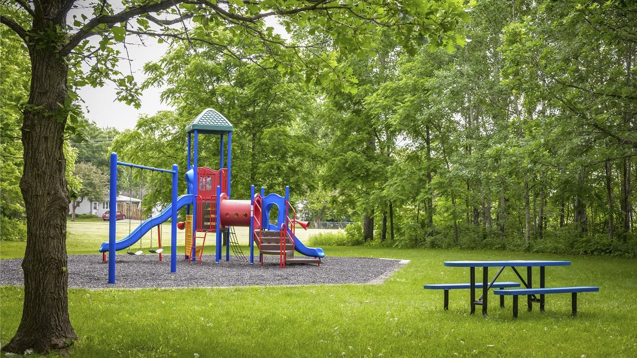 Mill Pond II & III Apartments - Photo 2 of 13