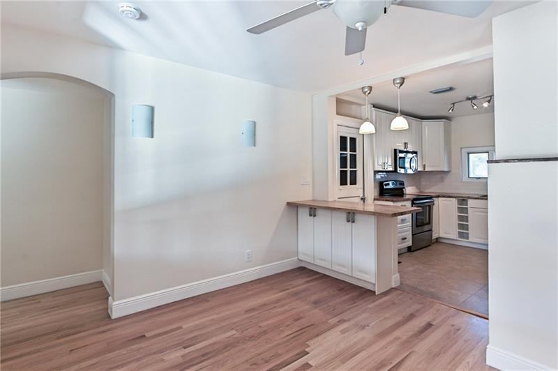 707 Flamingo Drive - Photo 2 of 10