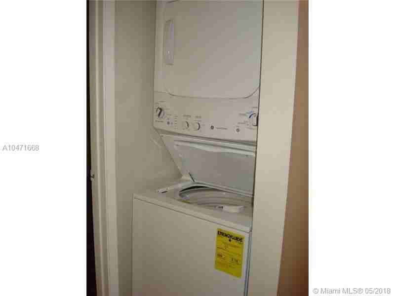 925 Northeast 209th Street - Photo 3 of 5