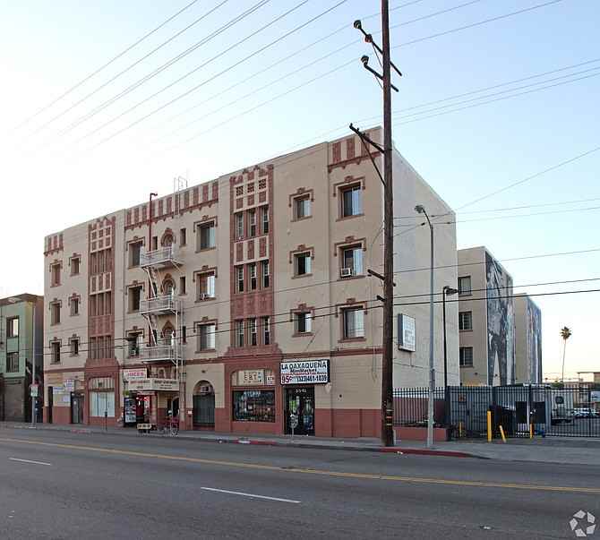The Harvey Apartments for Rent 5640 Santa Monica Blvd, Los Angeles