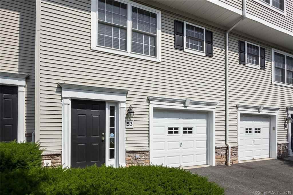 53 Donahue Ln - Photo 3 of 26