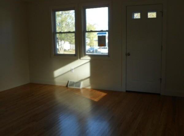 95 Willard St #95 - Photo 2 of 9