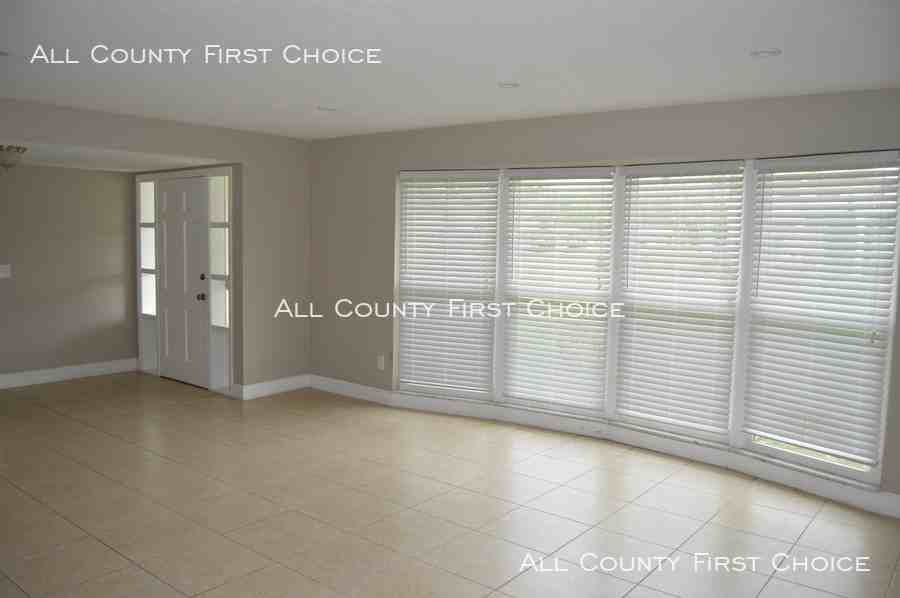 1668 Harbor Cir W - Photo 3 of 14