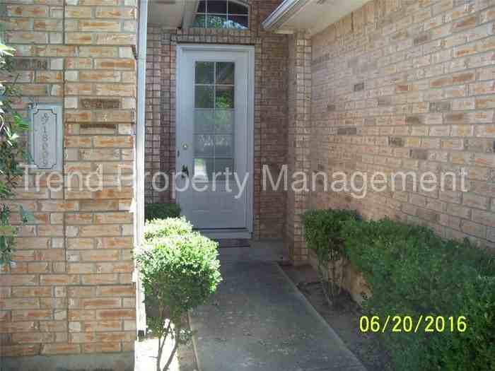 18009 Dansworth Dr - Photo 2 of 25