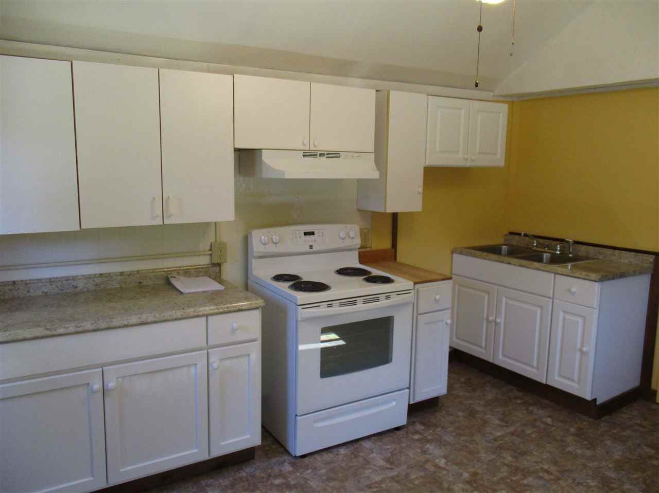 630 Warwick Rd - Photo 3 of 15