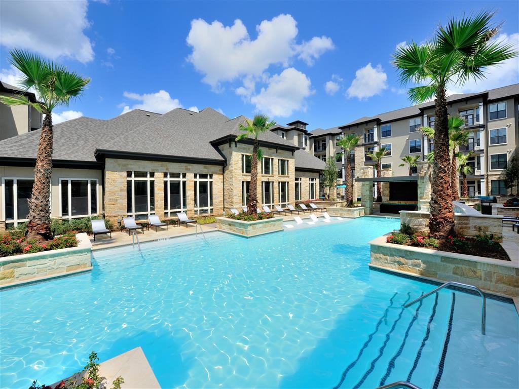 1835 Woodland Field Crossing - Photo 2 of 45