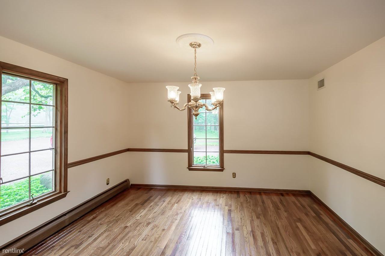 62 Linvale Rd - Photo 2 of 12