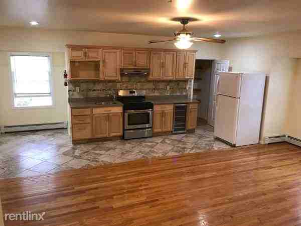 94 Robertson Ave - Photo 2 of 8