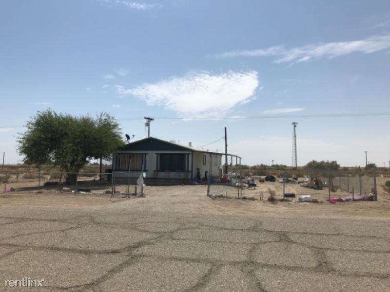 2170 Seaview Dr - Photo 3 of 3