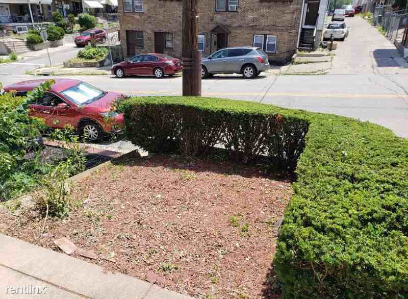 5331 W Montgomery Ave - Photo 2 of 8