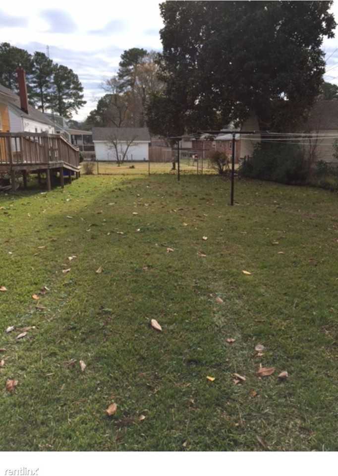 3885 Dare Cir - Photo 2 of 13