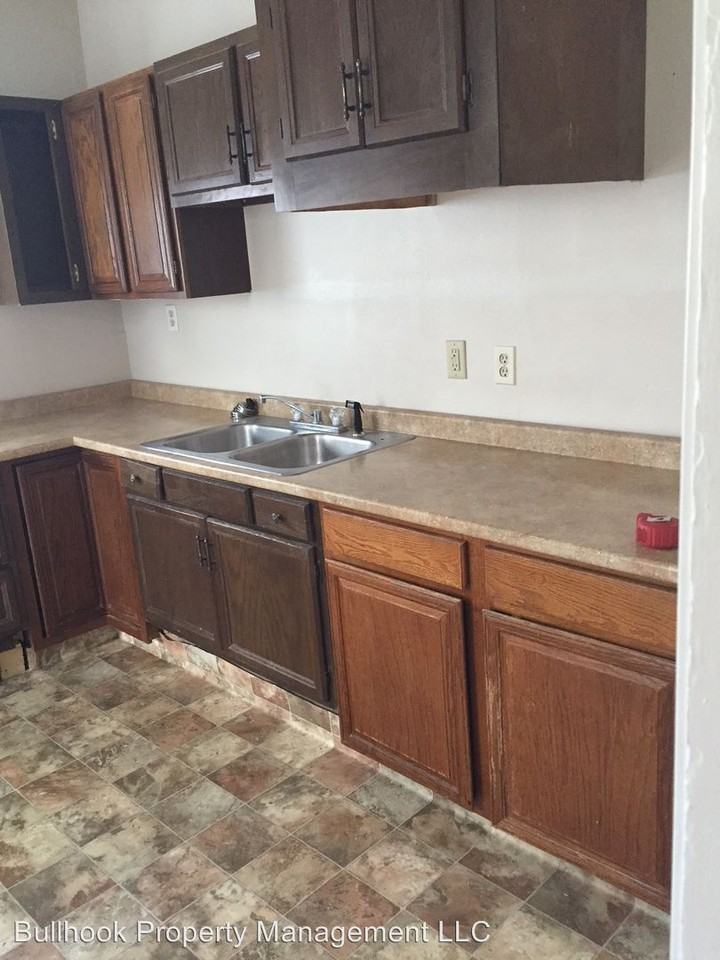 7th St. - Photo 2 of 11