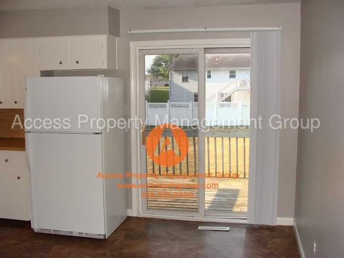 2693 Randall Ave NW - Photo 3 of 24