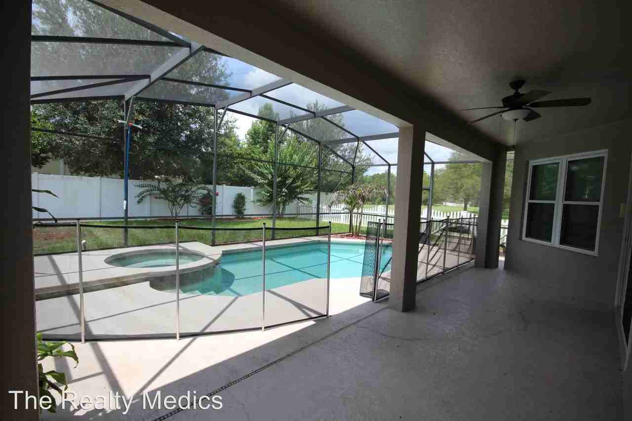 2923 Spring Heather Pl - Photo 2 of 16