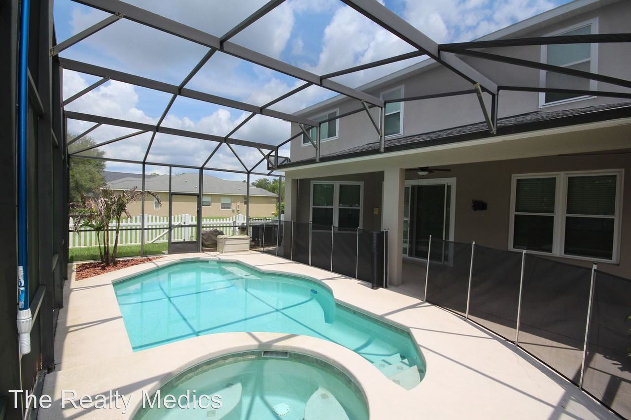 2923 Spring Heather Pl - Photo 3 of 16