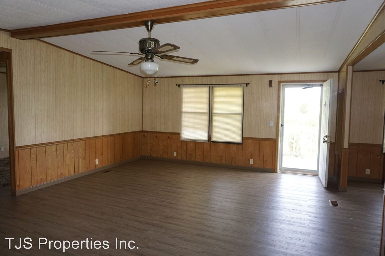 355 W Old Dover Rd - Photo 2 of 10