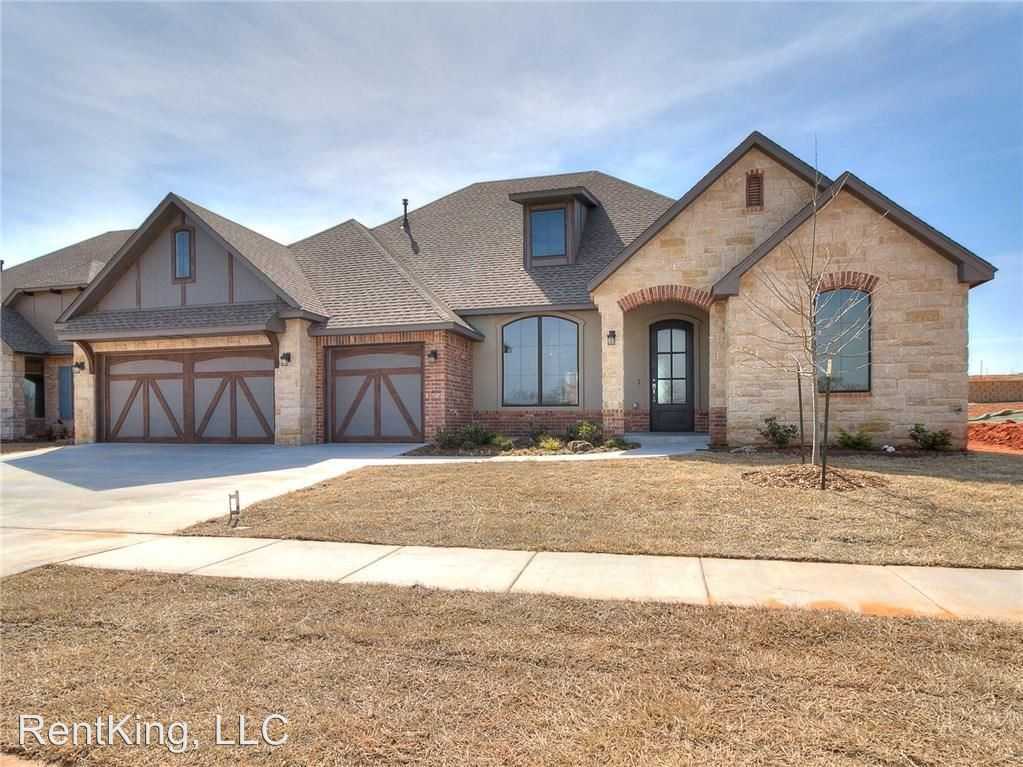 704 Legacy Trail - Photo 3 of 35