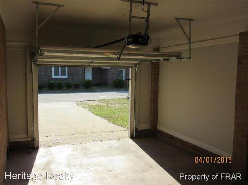 414 S Powers St - Photo 3 of 6