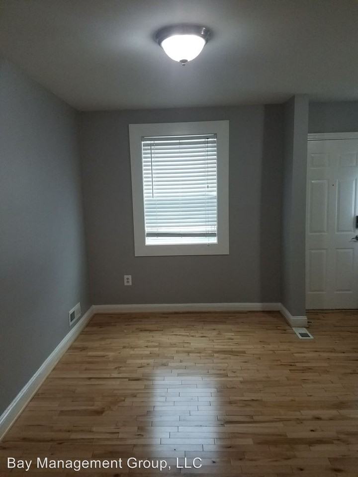 1427 Broening Hwy - Photo 3 of 16