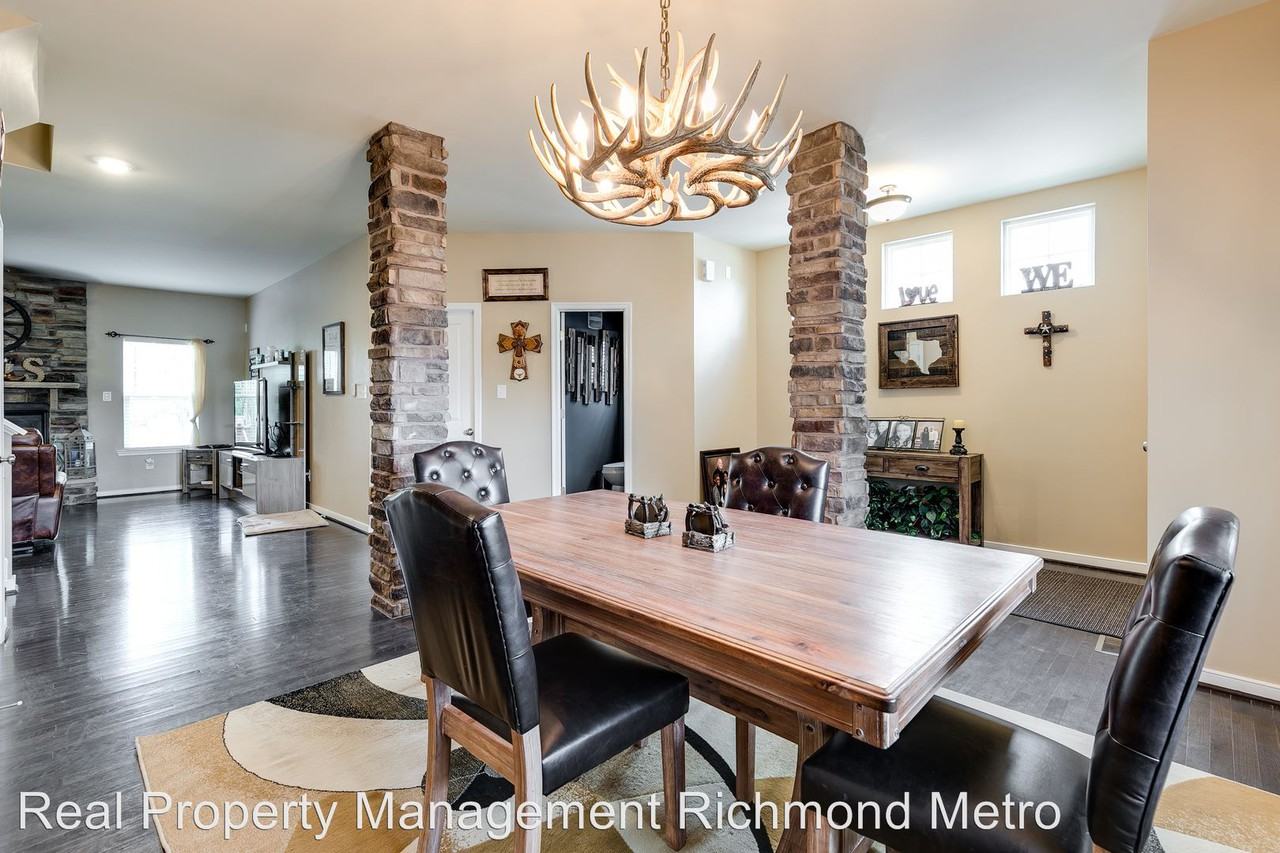 7649 Nicklaus Cir - Photo 3 of 27