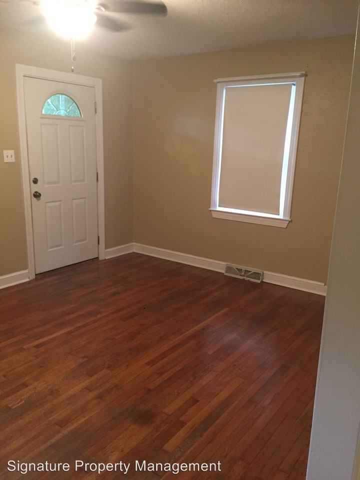 6730 Oxford Ave - Photo 2 of 10