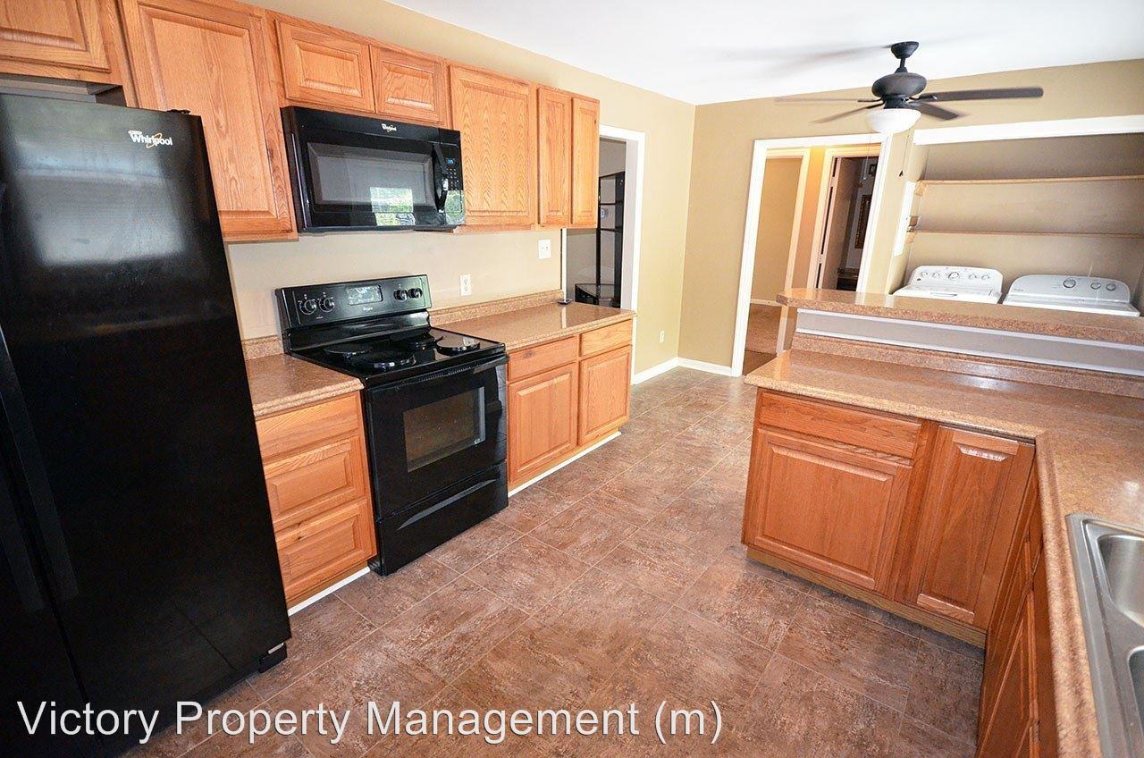 5621 Meadow Run - Photo 3 of 38