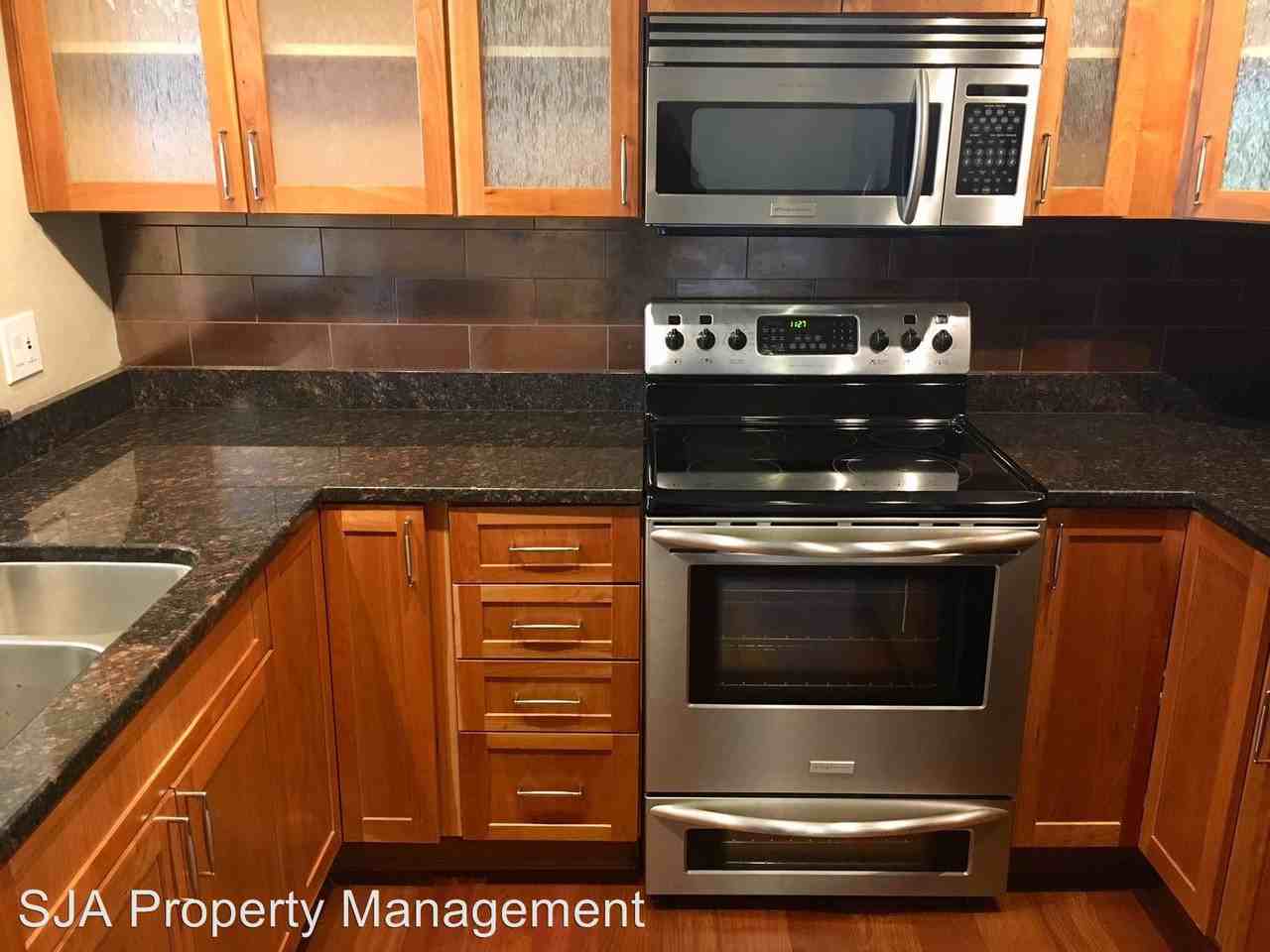 8980 Redmond-Woodinville Rd NE #201 - Photo 3 of 14