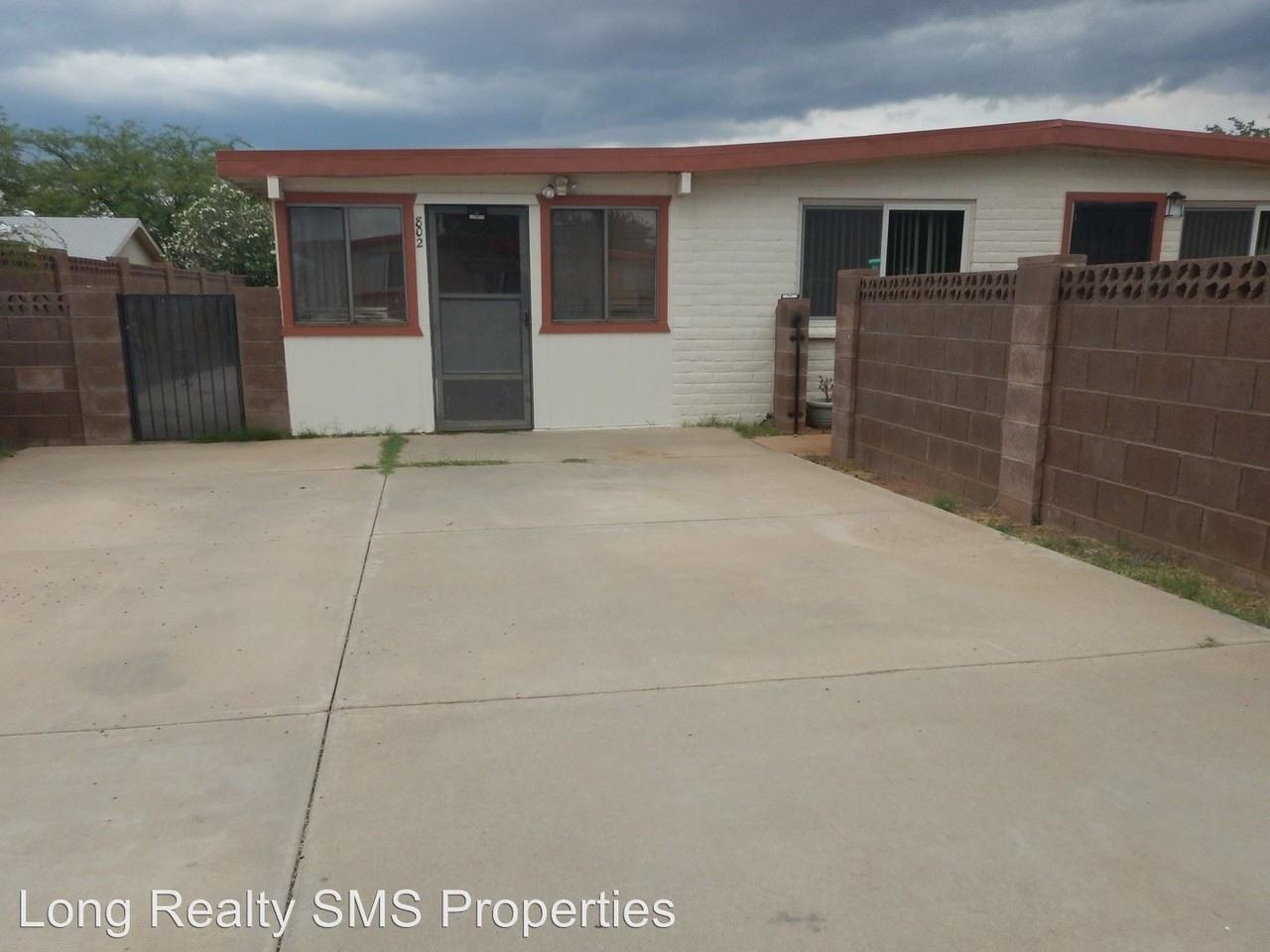 802 N Ridgeview Pl - Photo 3 of 24