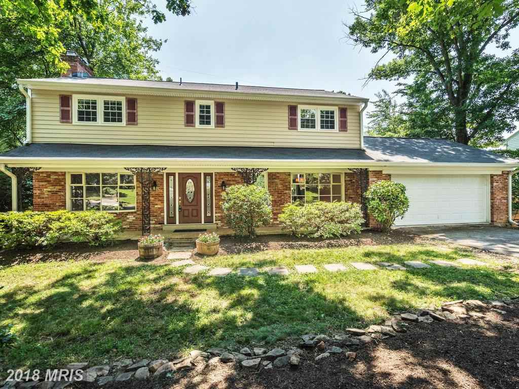 7917 Falstaff Rd - Photo 2 of 30