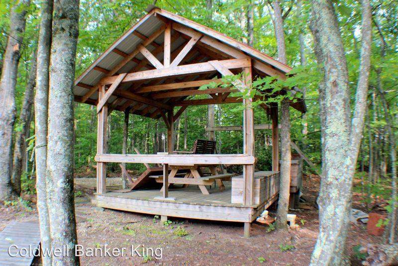 107 Allen Rd - Photo 2 of 12