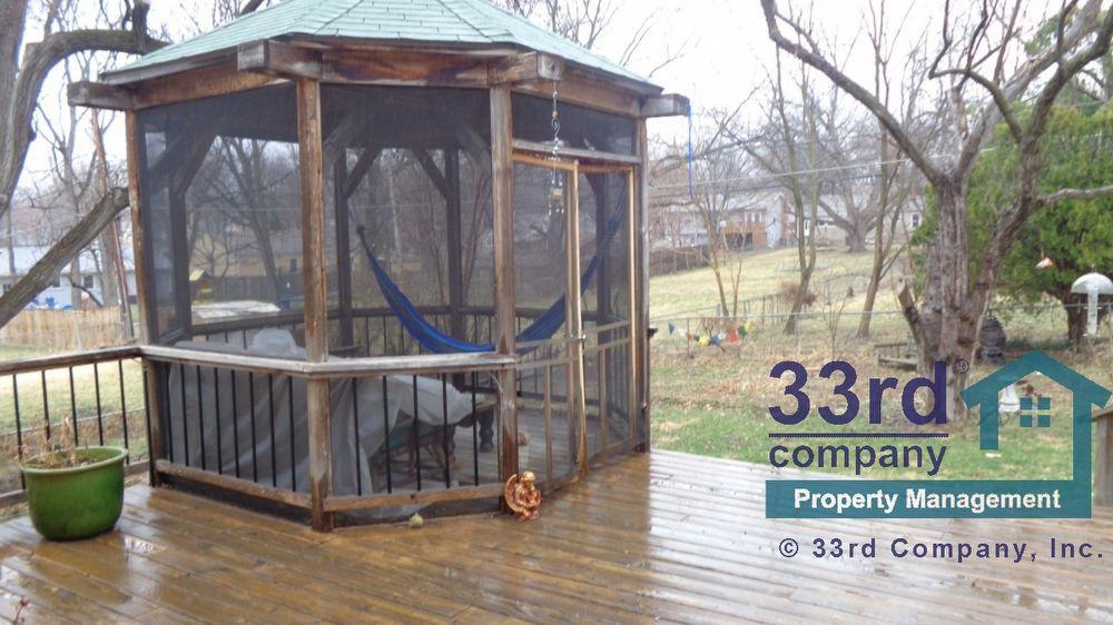 7819 Hardy St - Photo 3 of 22