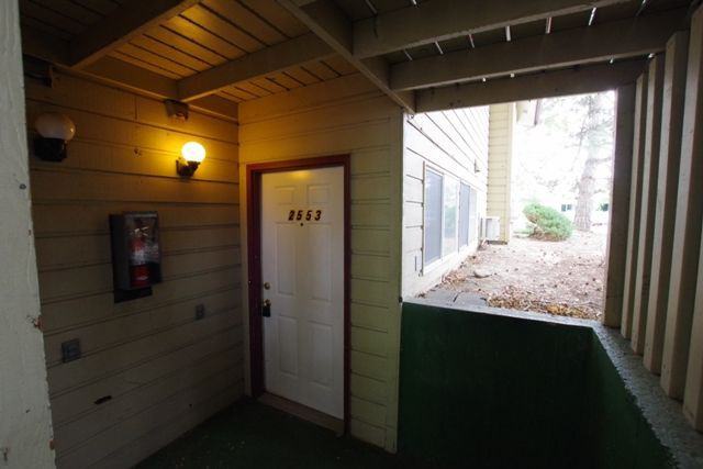 2557 W Targee St - Photo 2 of 15