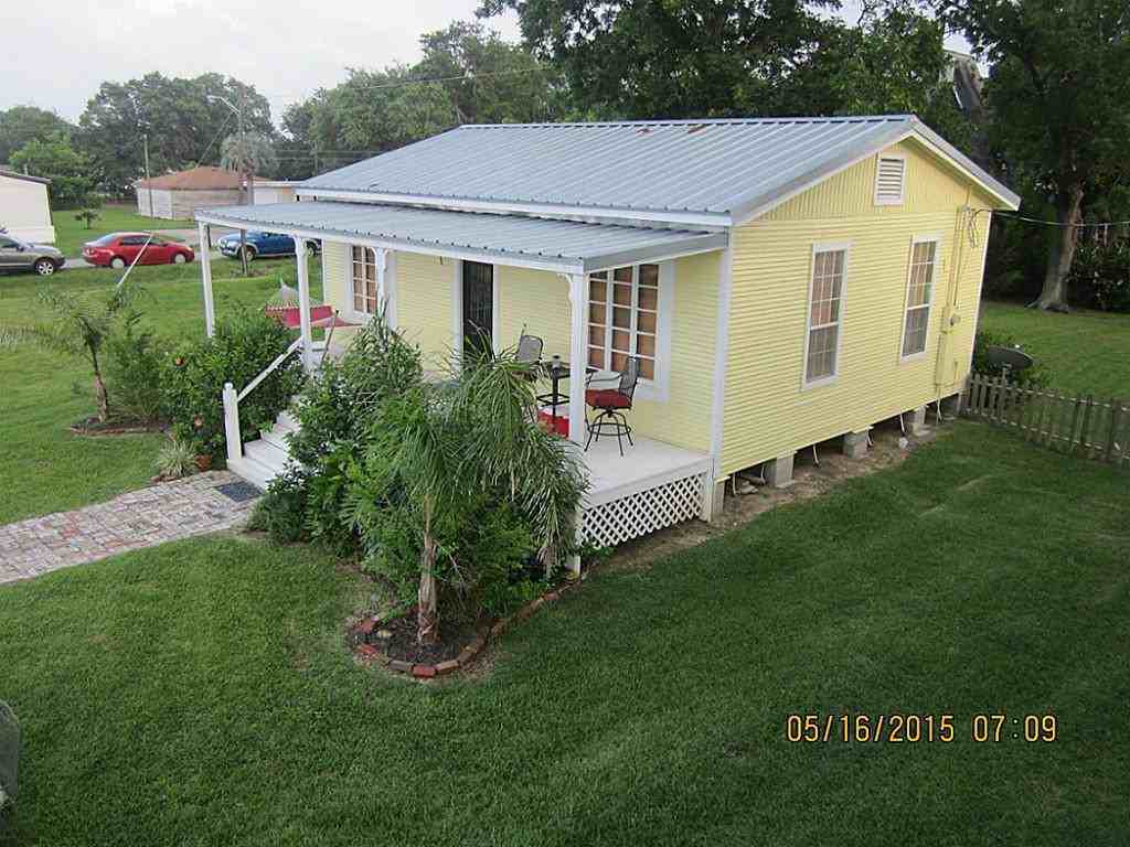 2605 Avenue A - Photo 2 of 24
