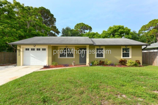 4072 Berkshire Dr - Photo 2 of 40