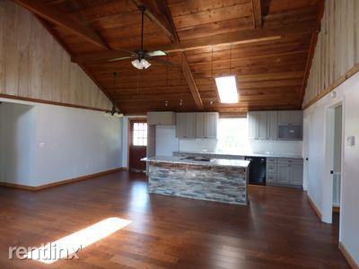 106 Woodlawn Dr - Photo 2 of 15