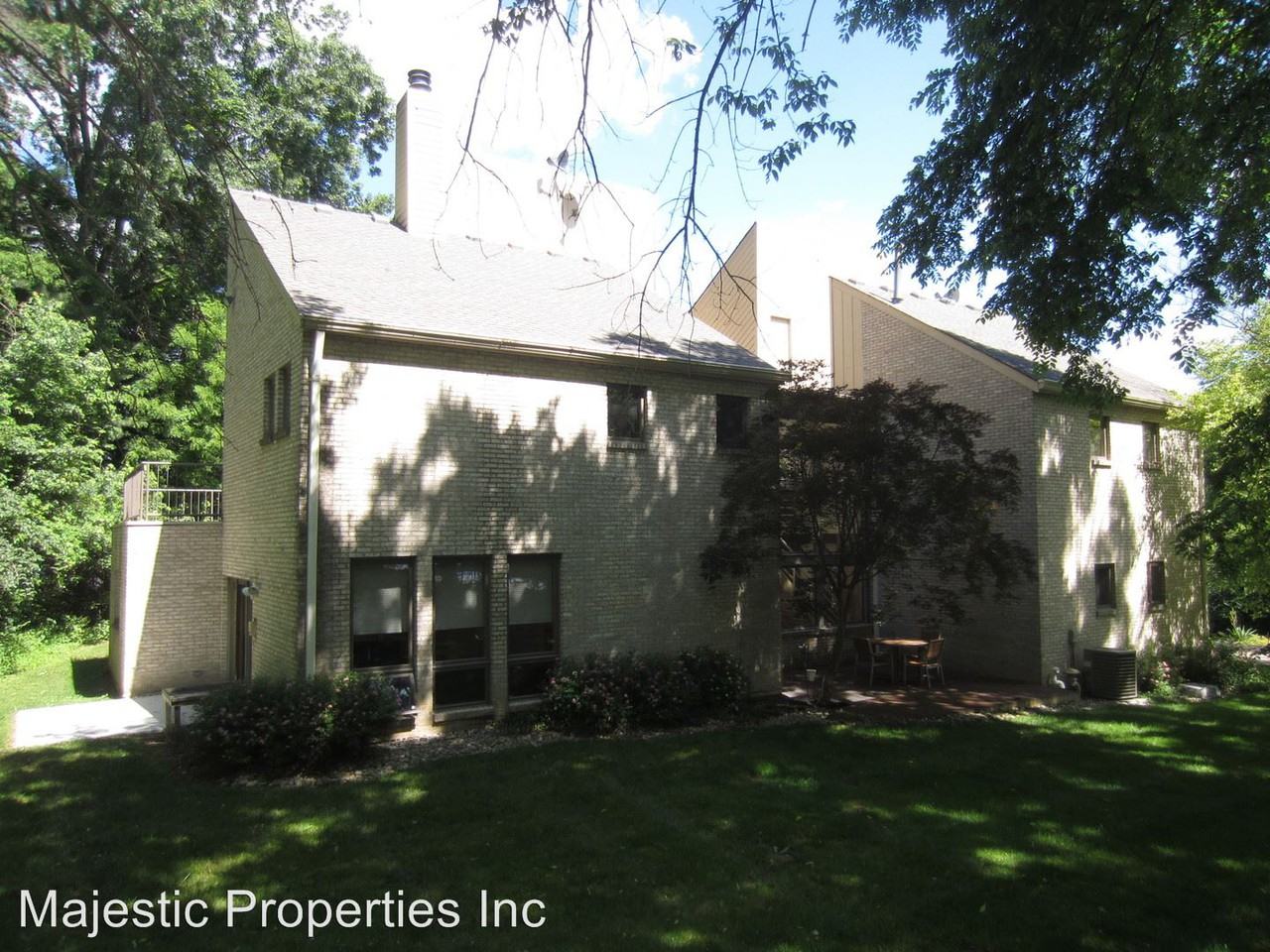 3925 Cooper Rd - Photo 3 of 17