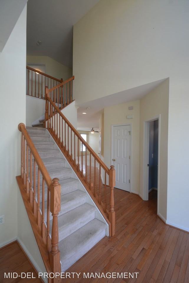 103 Gillespie Ave - Photo 2 of 23