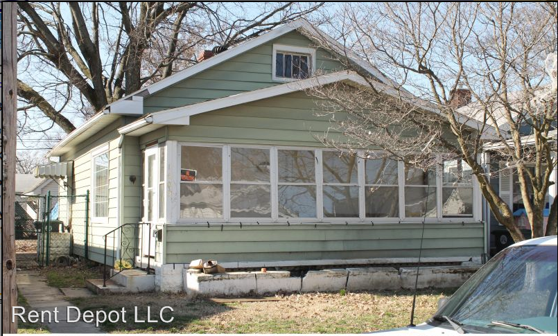 1405 E Illinois St - Photo 2 of 9