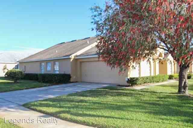 635 Riomar Ave - Photo 2 of 23