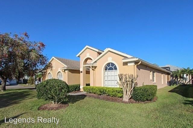 635 Riomar Ave - Photo 3 of 23