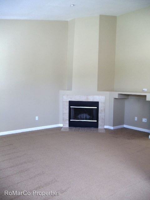 1209 Tartarian Ct - Photo 3 of 18