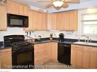 1435 Haverston Rd - Photo 3 of 18