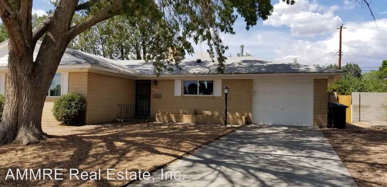 7305 Dellwood Rd NE - Photo 2 of 21