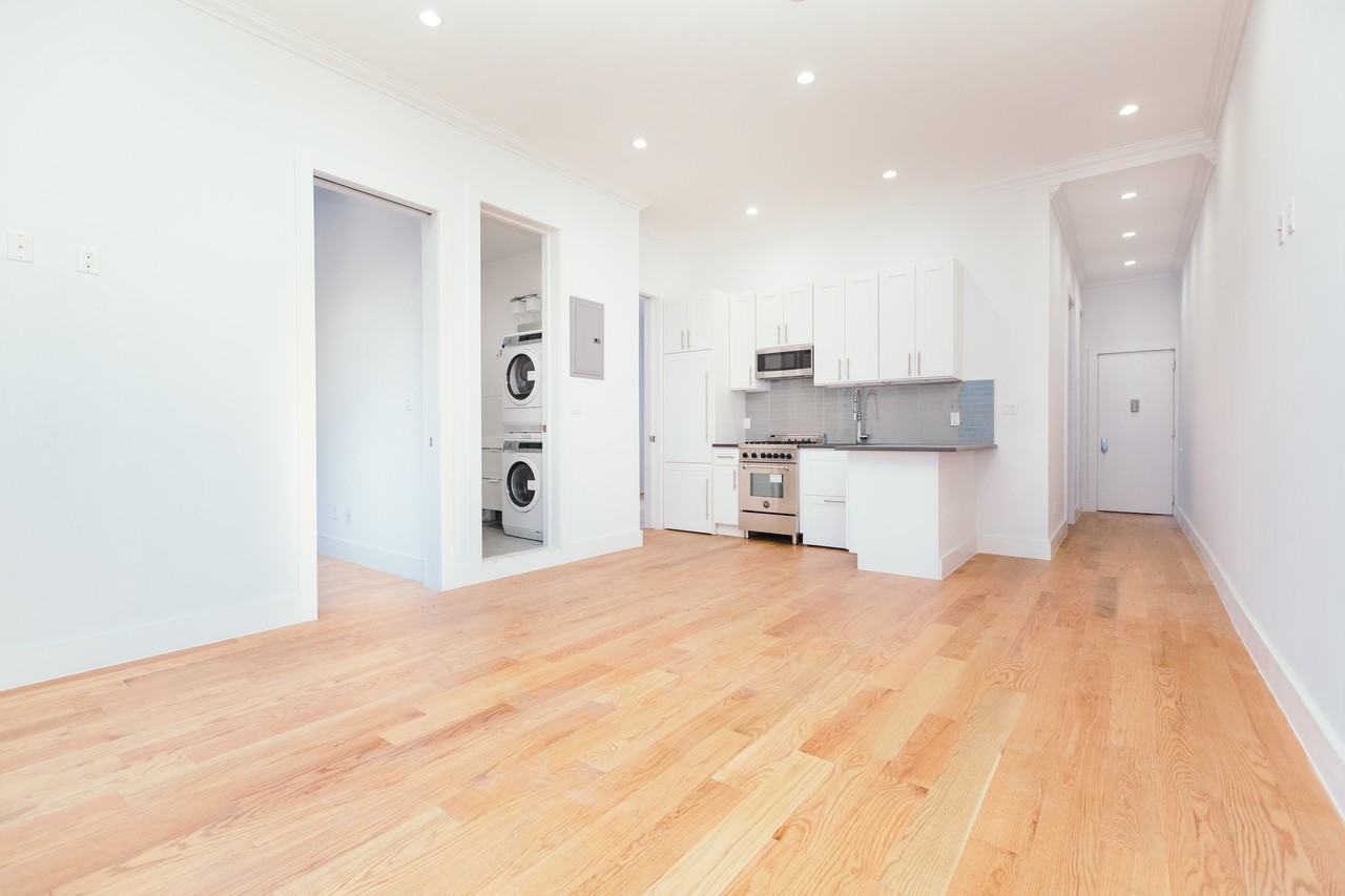 250 Washington Avenue #B1