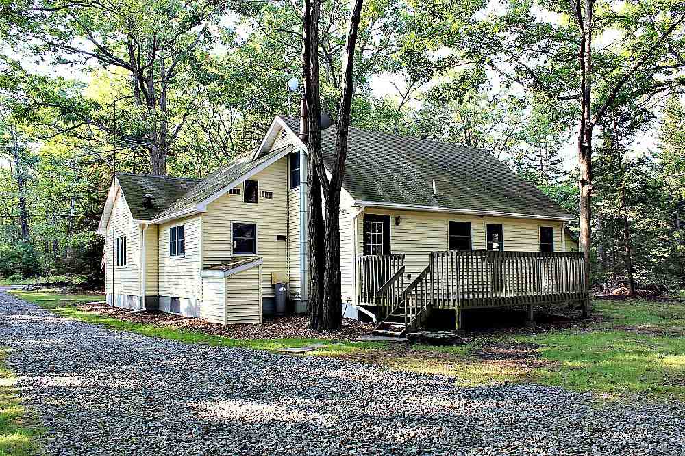 121 Frenchtown Rd - Photo 2 of 10