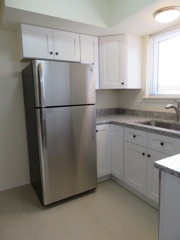 2005 Walters Ave - Photo 2 of 9