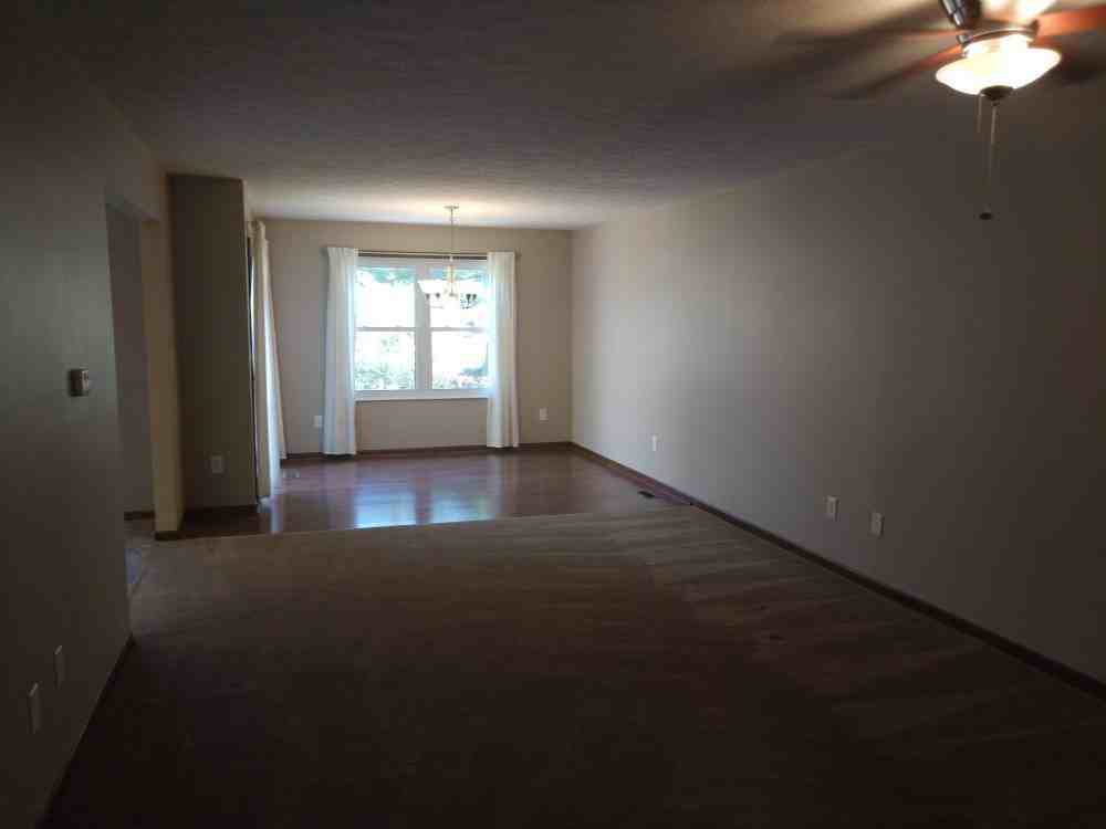 7404 Timberview Dr - Photo 2 of 15